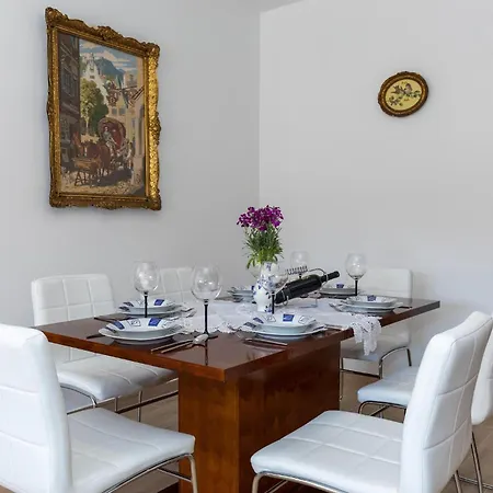 Casa vacanze Two-bedroom In *