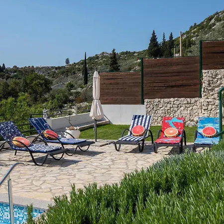 Two-bedroom In Ploce (Dubrovnik-Neretva)