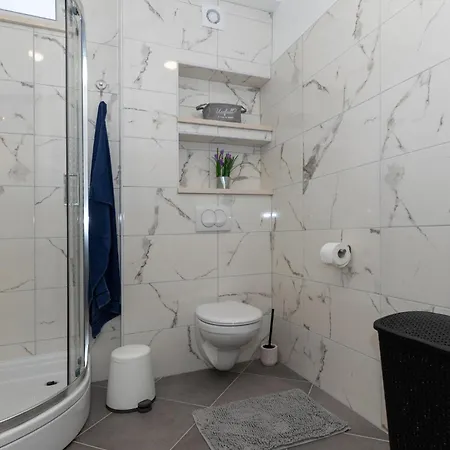 Two-bedroom In Ferienhaus *