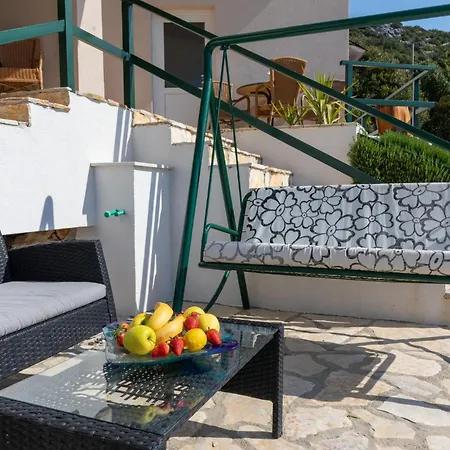 2 Bedroom Gorgeous In